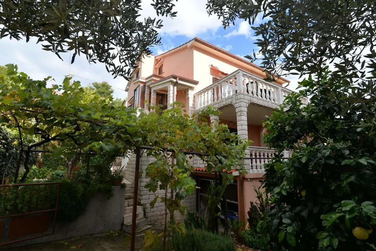 Appartement Villa Mandarina Mali Lošinj